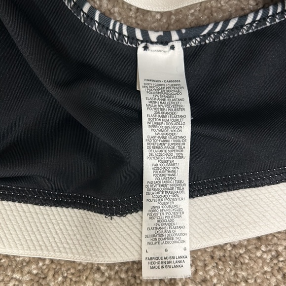 Nike Sports Bra - Picture 3 of 3